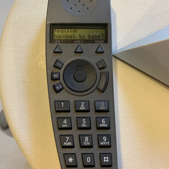 Bang and Olufsen Phone - Picture 4 of 7